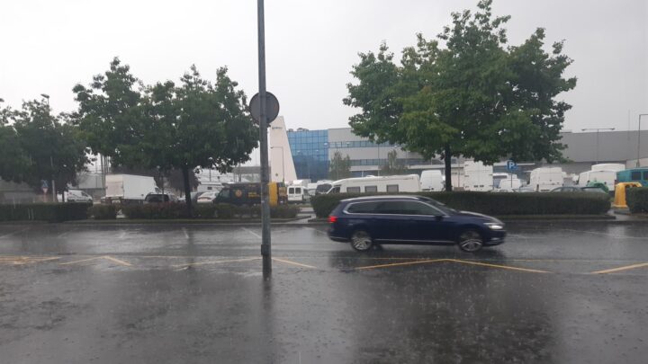 Activado el aviso amarillo para esta tarde ante la previsión de precipitaciones intensas en Euskadi