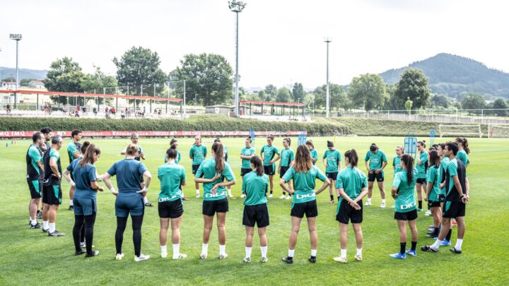 El Athletic se acerca a sus aficionados