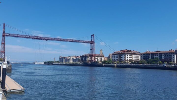 El tiempo este jueves en Bizkaia: de sol a nubes con mucho calor