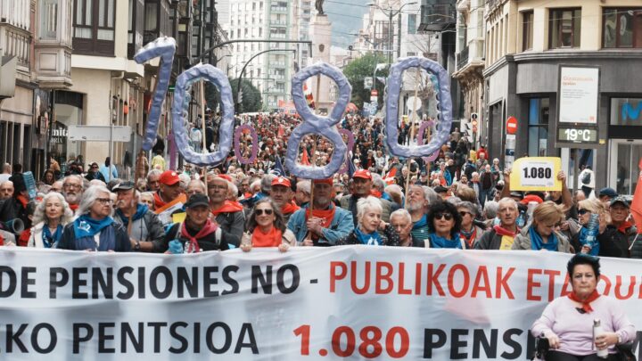 Pensionistas salen a la calle esta Aste Nagusia: «No se ha logrado el mínimo de 1080€, que creemos es la base»