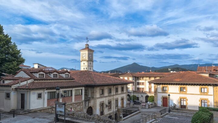 Gernika acoge La Ruta del Arte, iniciativa impulsada por BBK y el Museo de Bellas Artes de Bilbao