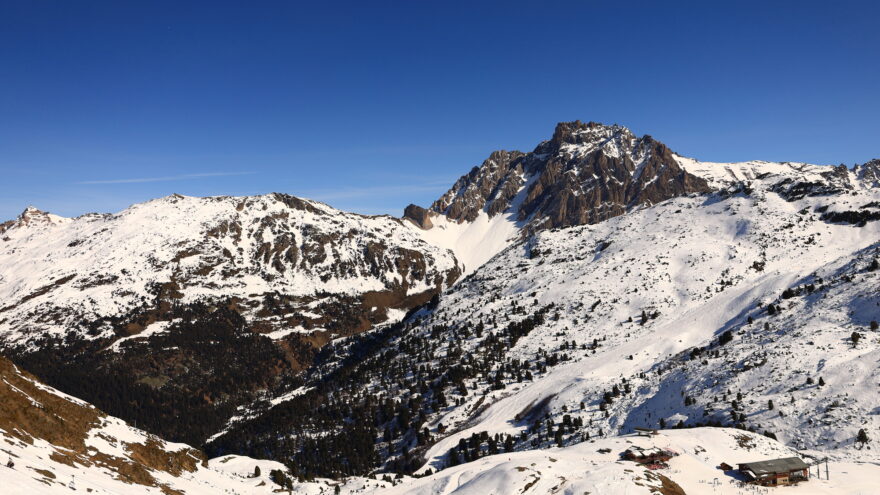 Mueren dos vascos tras caerse en la cima del Mont Blanc, en Los Alpes