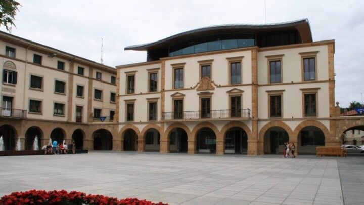 Amorebieta ofrece ayuda a los vecinos que siguen sin electricidad tras la tormenta del sábado