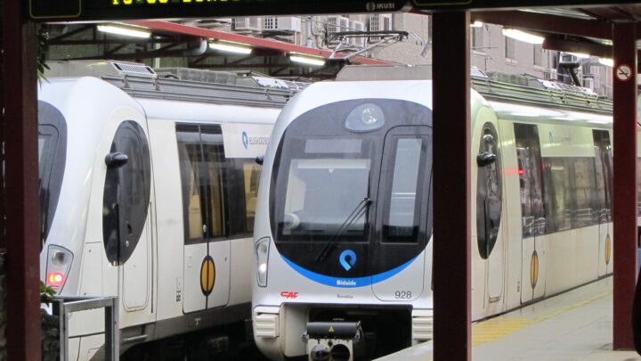 La línea 3 del Metro ofrece servicio toda la noche los viernes de septiembre