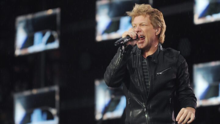 Jon Bon Jovi evita el suicidio de una mujer en un puente de Nashville