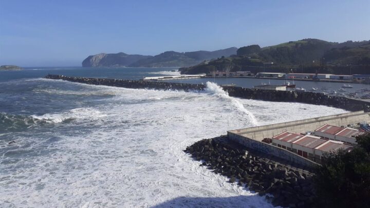 AZTI alerta sobre las mareas vivas en el Golfo de Bizkaia