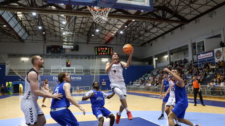 Bilbao Basket gana en Donosti como colofón a una buena pretemporada (96-73)