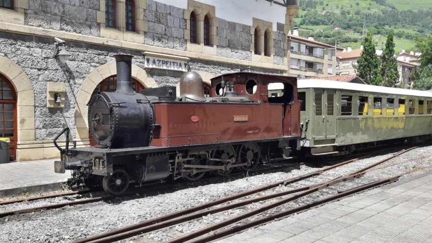 El Museo Vasco del Ferrocarril pone en circulación tres trenes de vapor este fin de semana