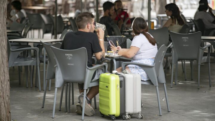 El saldo migratorio de Euskadi fue de 20.928 personas el año pasado