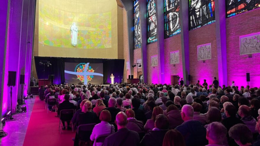 El evento Goazen! da inicio al 75 aniversario de la Diócesis de Bilbao: «Es un momento de mucha ilusión de cara al futuro»