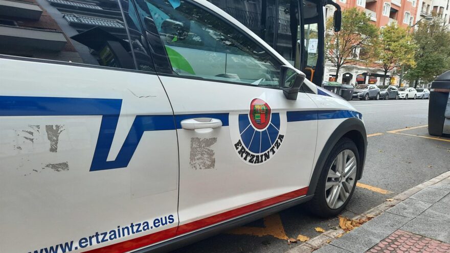 En libertad los dos hombres detenidos al intentar atracar un banco en Alonsotegi