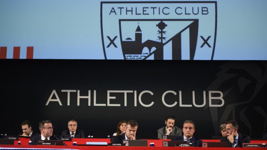 La Asamblea del Athletic tumba el cambio de cuotas y el reglamento de Peñas