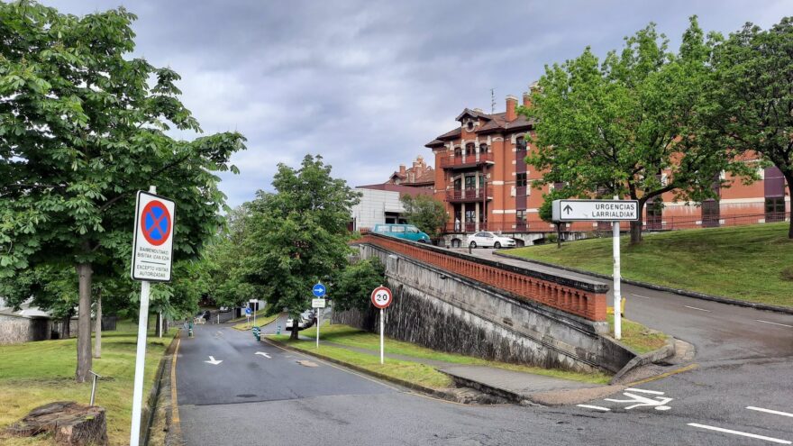 Denuncian una agresión a dos vigilantes de seguridad en el Hospital de Basurto de Bilbao