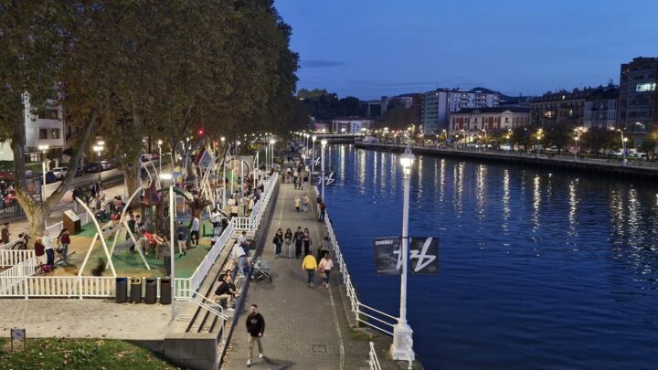 Agradable paseo por la Ría de Bilbao