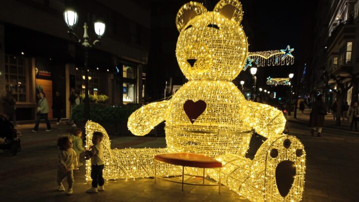 Un oso amoroso llega por Navidad a Bilbao