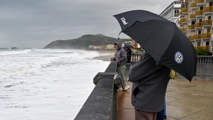 El tiempo este jueves en Bizkaia: jornada invernal con lluvia y fuertes vientos