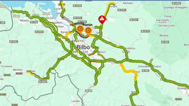 Múltiples accidentes complican el tráfico en Bizkaia