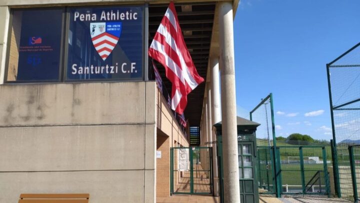 Santurtzi se concentra contra la agresión sexual verbal denunciada por el Peña Athletic