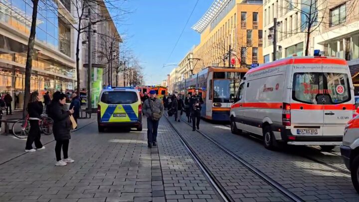 Al menos un muerto y varios heridos en un atropello múltiple en Mannheim, Alemania