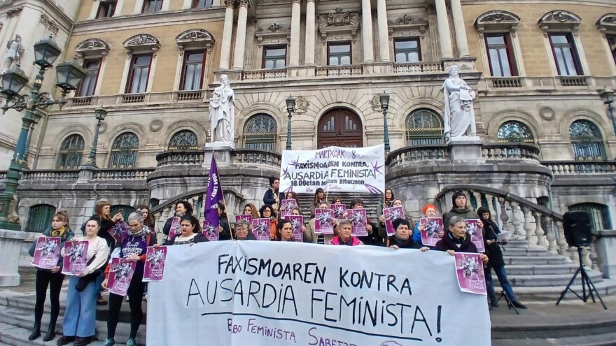 «Los machistas y fascistas no pasarán»: el movimiento feminista de Bilbao llama a sumarse al 8M