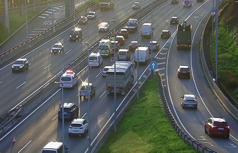 Una colisión en la N-637 provoca 3 km de retenciones