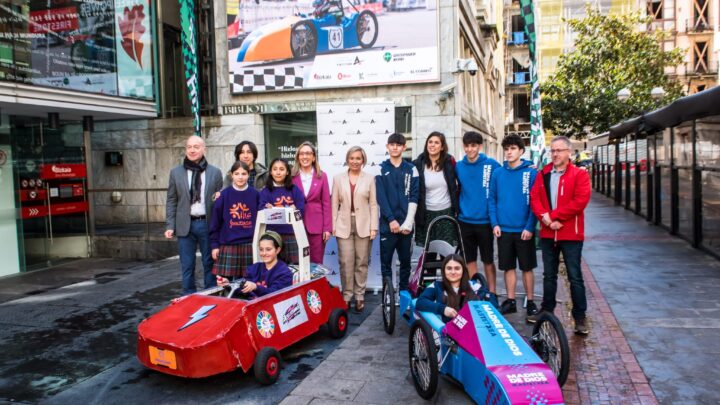 Presentación de la quinta edición del Circuito Greenpower ECO STEM