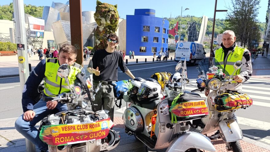 De Roma a Gijón en vespa