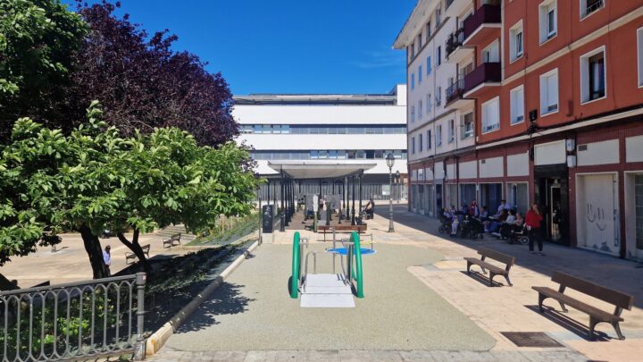 Bilbao estrena una nueva zona de juego inclusiva en la Plaza Levante