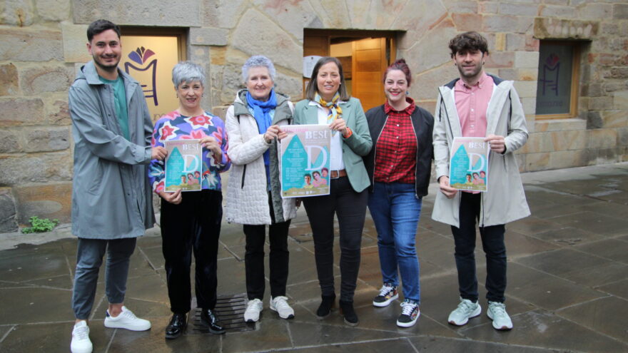 Durango presenta BEST para impulsar el trabajo de mujeres creadoras