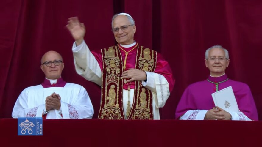 Robert Prevost se convierte en el Papa León XIV: «Queremos ser una Iglesia sinodal»