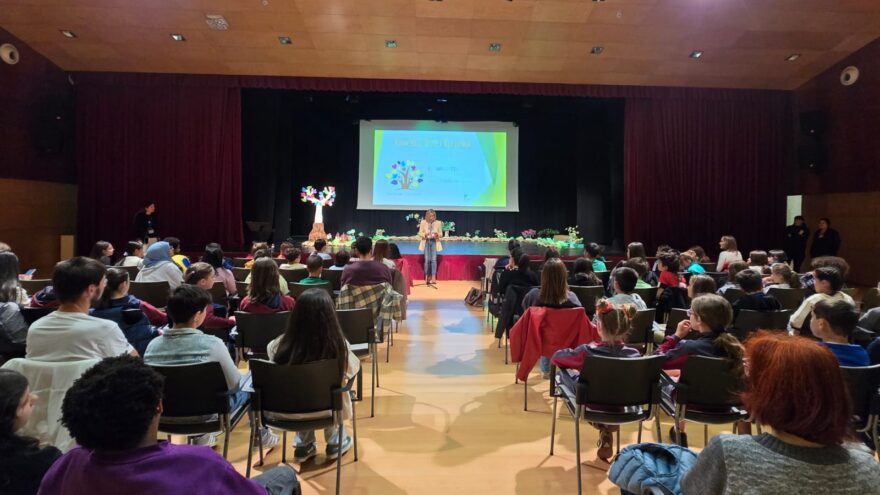 Barakaldo impulsa la convivencia escolar con El Bosque Animado