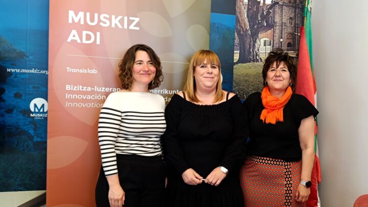Muskiz fomenta las relaciones personales entre mayores con un programa piloto