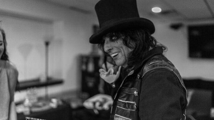 Se avecina Alice Cooper