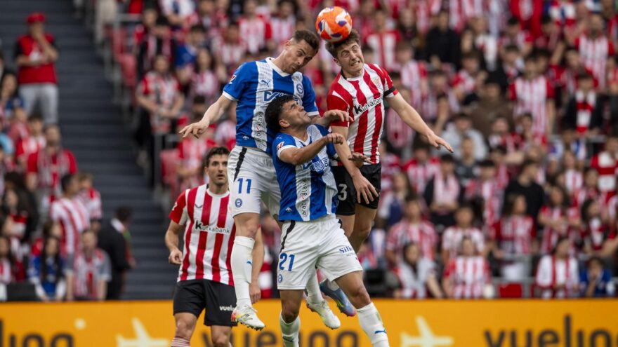 El Athletic mantiene el pulso por el cuarto puesto