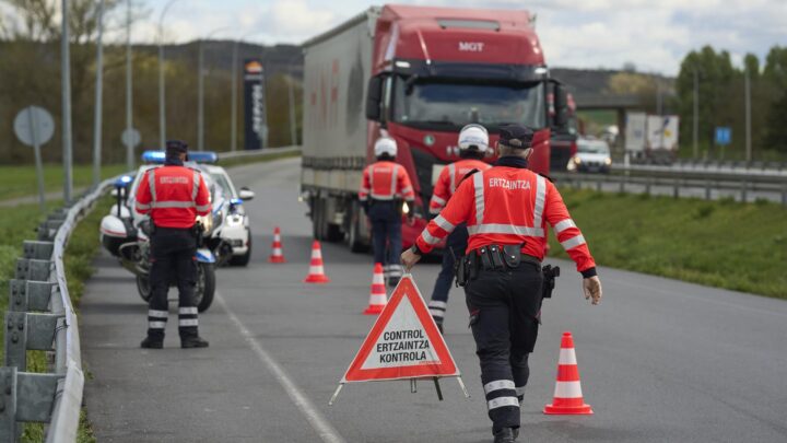 Control intensivo de mercancías peligrosas y sobrepeso de camiones en Euskadi