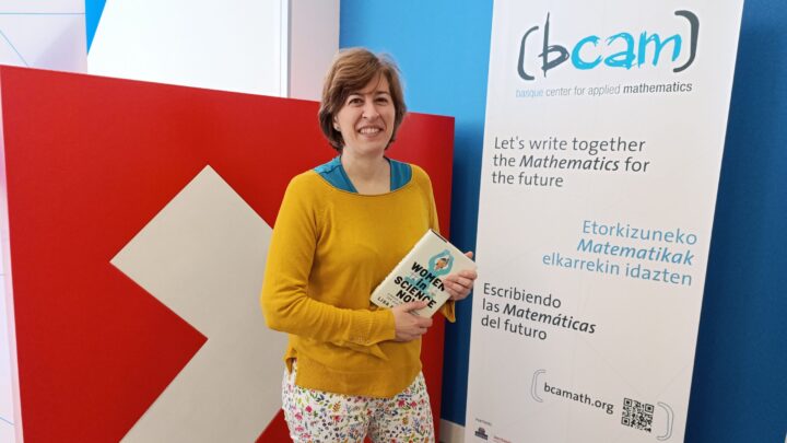 Luz Roncal: «Las matemáticas son como un edificio y nosotros estamos en los cimientos»