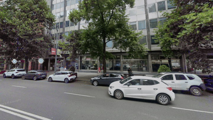 🅱️ Corte de tráfico en Gran Vía de Bilbao por trabajos con grúa