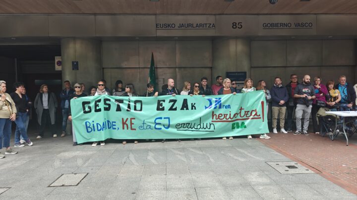 🅱️ ELA alerta de despidos para 60 profesores de JM Ikastetxea tras la ruptura de la fusión