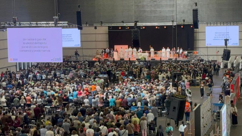 Más de 3.000 personas participan en la feria del 75 aniversario de la Diócesis