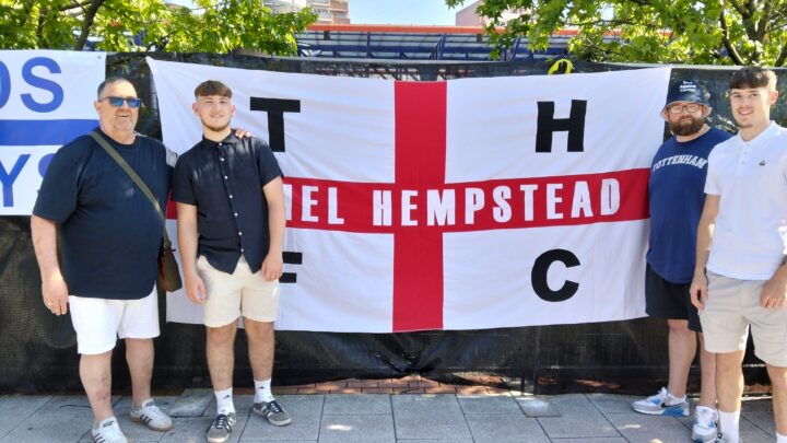 Los aficionados del Tottenham estrenan su fan zone en Ametzola
