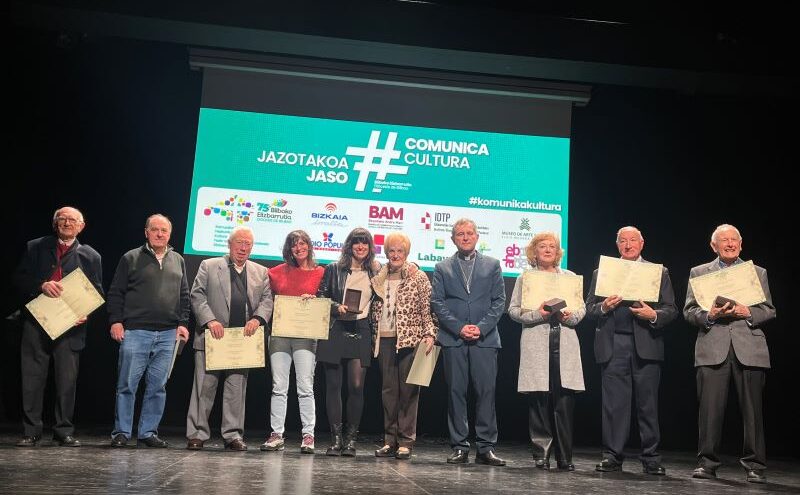 El obispo entregará las distinciones `Pro Ecclesia et Pontifice´