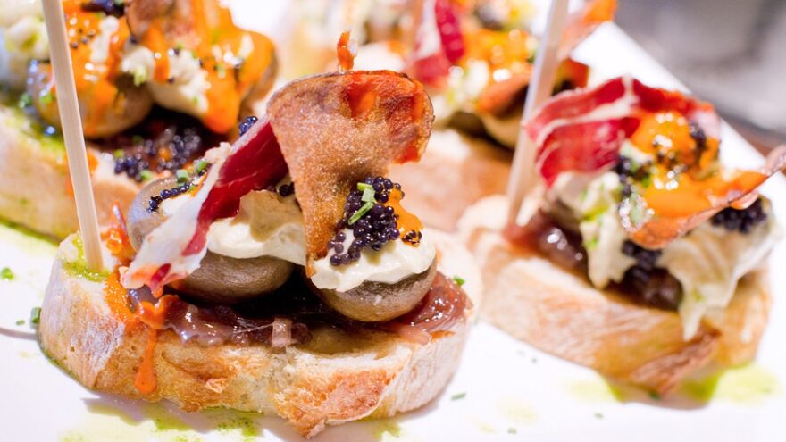 Sopela Gustora, una ruta de pintxos para saborear la mejor gastronomía local