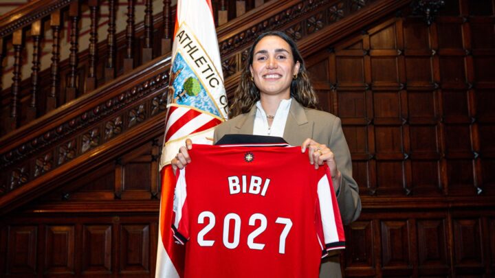 Bibiane Schulze, rojiblanca hasta 2027