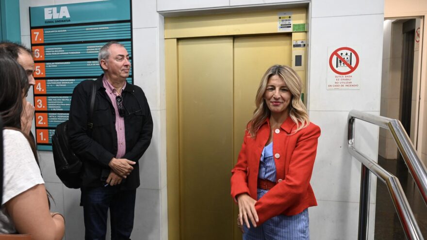 Yolanda Díaz ve «inaudito» que Feijóo llame a presentar una moción de censura y le ve «desnortado» e «insolvente»