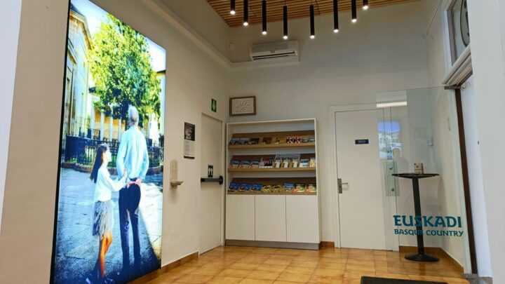 Gernika-Lumo renueva su oficina de turismo con una reforma sostenible y con memoria