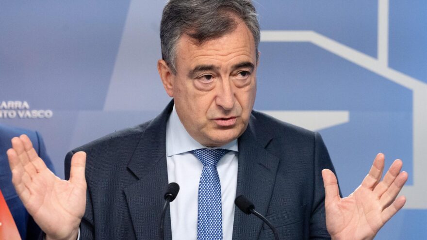 Aitor Esteban : «La única manera de que acabe la legislatura es por voluntad del propio presidente»