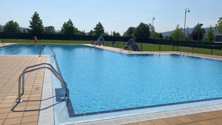 Derio abre las piscinas de verano hasta el 7 de septiembre