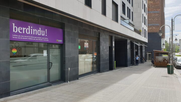 El servicio de atención LGTBI Berdindu presenta nueva imagen y recursos