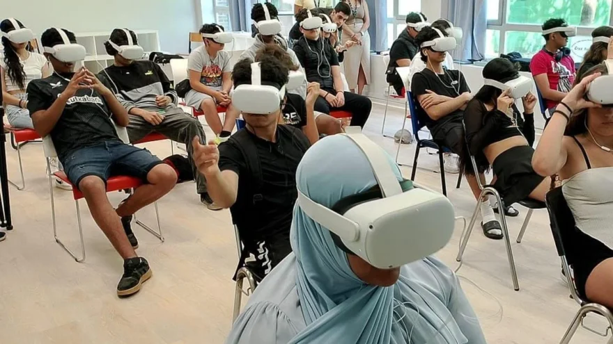 Loturak Zabaldu permite conocer un proceso migratorio con gafas 3D