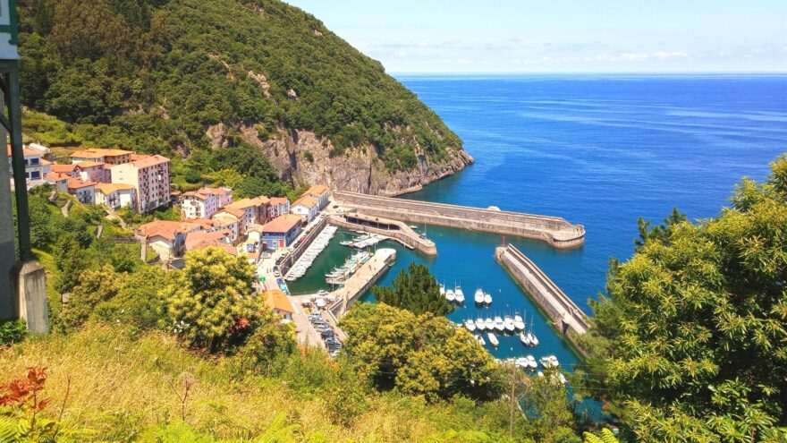 El tiempo este jueves en Bizkaia: calor por la mañana y posibles tormentas por la tarde